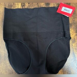 Black Size Medium Spanx